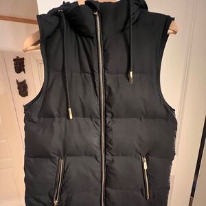 ZARA Women’s Black Puffer Vest with Hood – Size S – Very Good Condition